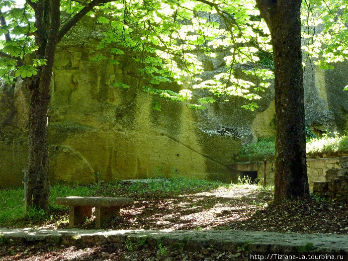 Сад внутри крепости Сад внутри крепости