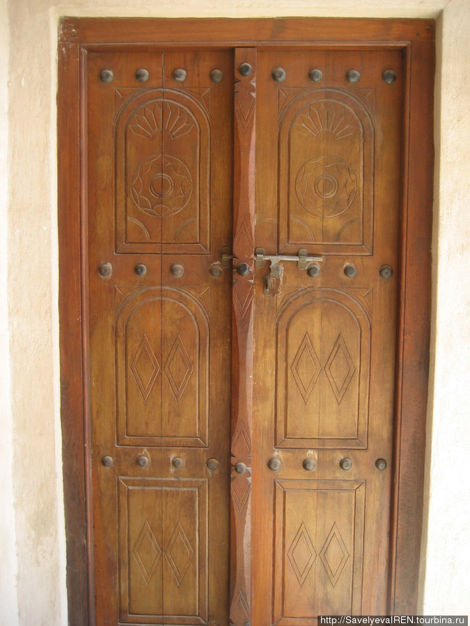 Двери в комнату. Дубай, ОАЭ