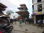 Катманду. Площадь Дурбар.На переднем плане храм Бималешвар.