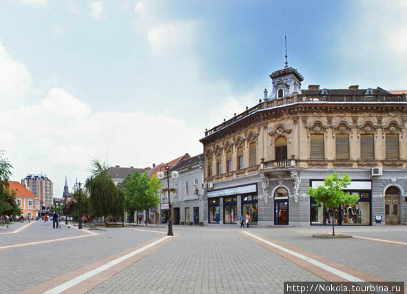 Центральная площадь Вршац, Сербия