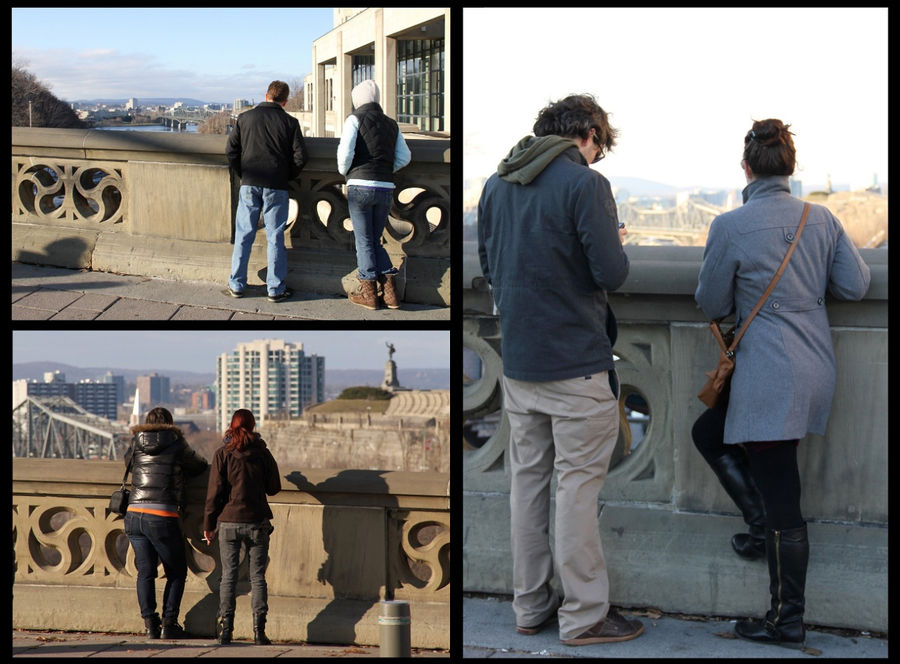 Люди, смотрящие с моста на канал 
Ридо. Оттава, Канада