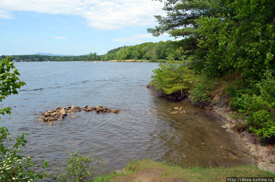 Проблеск света в тёмном царстве Питсфилд, CША Проблеск света в тёмном царстве Питсфилд, CША