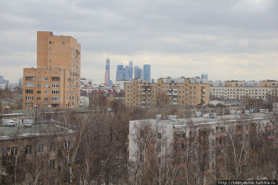 А так выглядит Москва Сити со стороны — из окна Москва, Россия