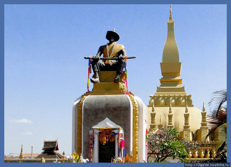 Сеттатират был предпоследним монархом мощного лаосского имперского королевства, сумевшим защитить целостность и суверенитет страны Вьентьян, Лаос