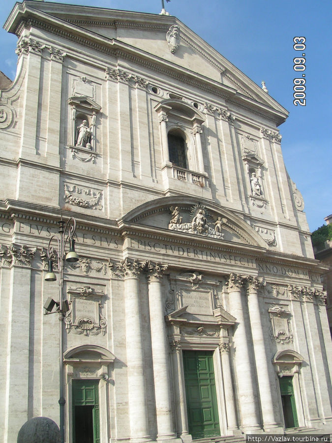 Фасад церкви Рим, Италия