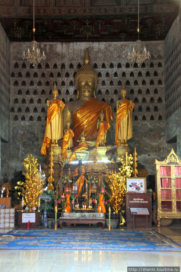 Самый главный из 7000 Будд Вьентьян, Лаос