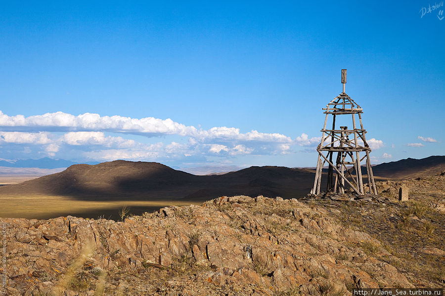 Триангуляционная вышка на вершине Джалгизтобе Кош-Агач, Россия