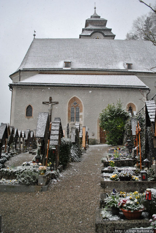 ... через кладбище, ... Хальштатт, Австрия