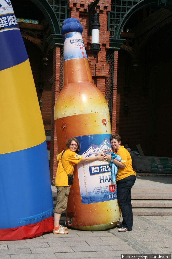 Харбин помимо прочего знаменит своим фестивалем пива — и собственно пивом. Харбин, Китай