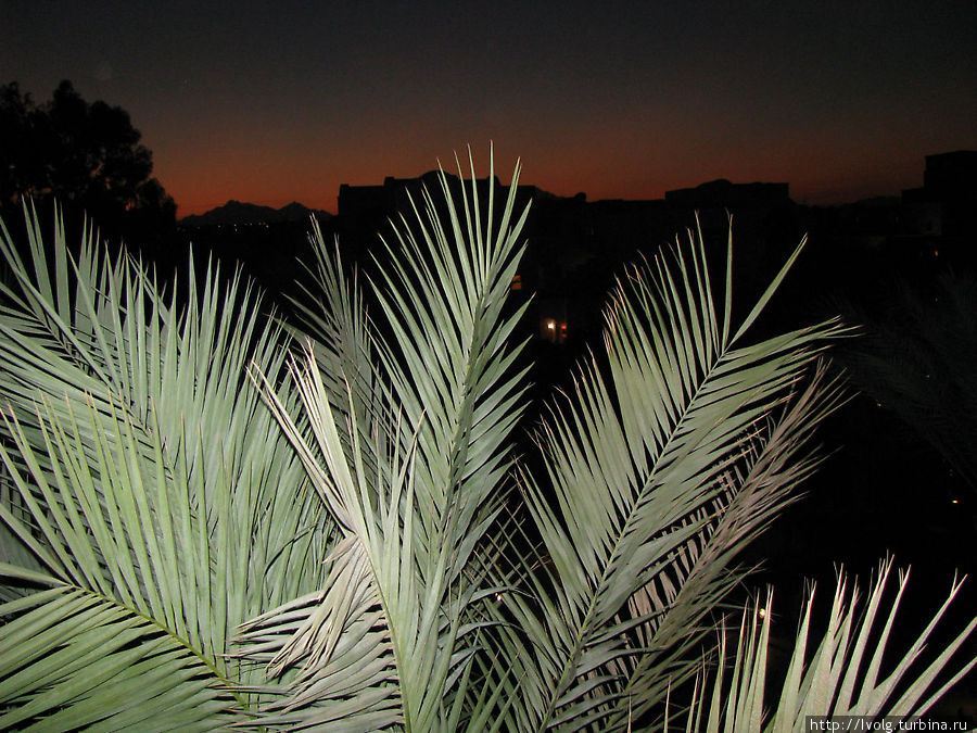 На пустыню опустилась ночь Макади-Бей, Египет
