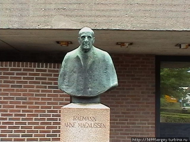 Мосс — город скульптур и неожиданных встреч Мосс, Норвегия Мосс — город скульптур и неожиданных встреч Мосс, Норвегия