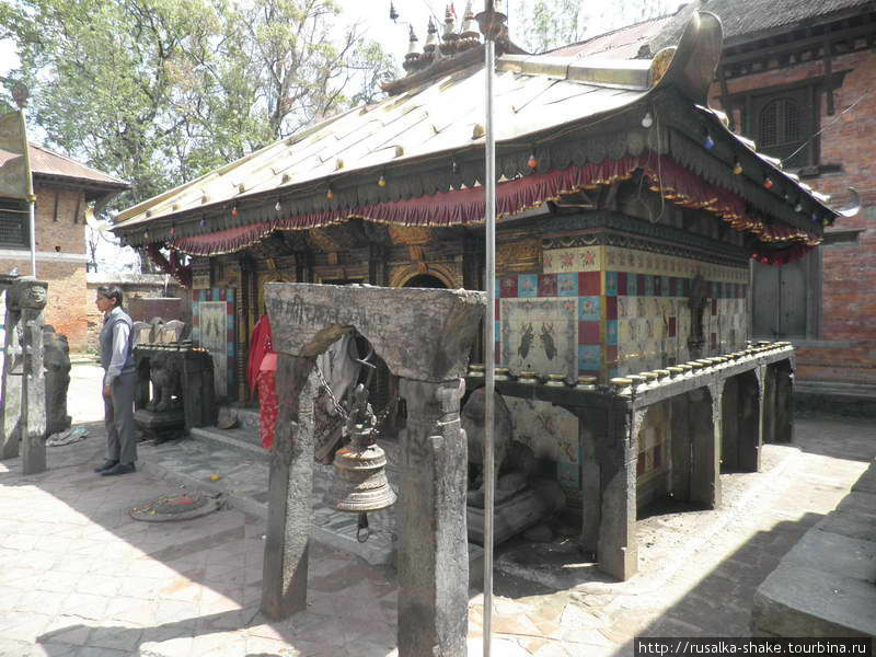 Чангу Нараян — старейшее святилище долины Катманду Чангу-Нароян, Непал