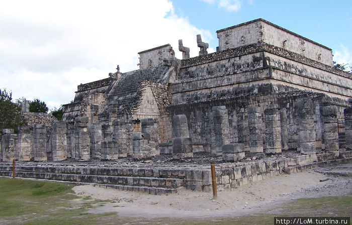 Храм воинов в Чичен-Ица Чичен-Ица город майя, Мексика
