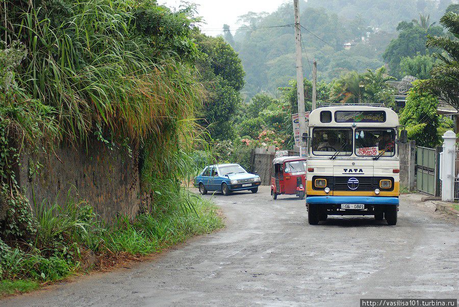 Вокруг озера Канди Канди, Шри-Ланка Вокруг озера Канди Канди, Шри-Ланка
