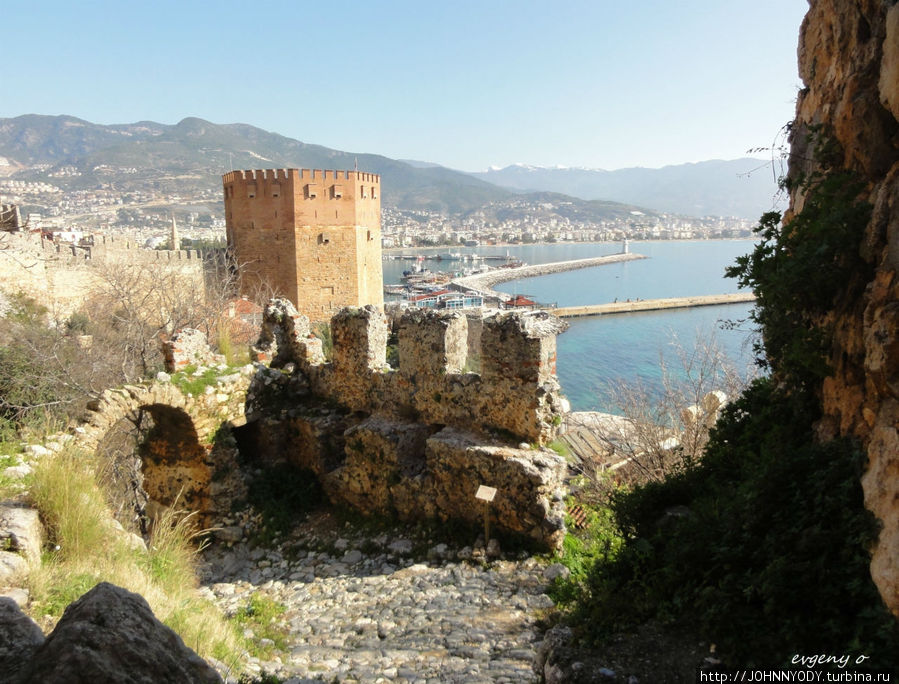 Знакомьтесь, крепость Аланьи и гавань Алания, Турция