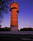 Достопримечательность Еманжелинска — самое высокое сооружение в городе — водонапорная башня