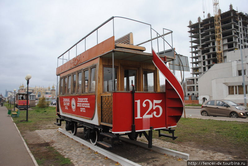 Вот так среди новостроек стоят трамвайчики с вековой историей Казань, Россия