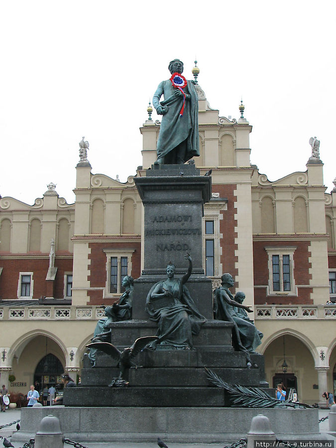памятник польскому поэту Адаму Мицкевичу Краков, Польша