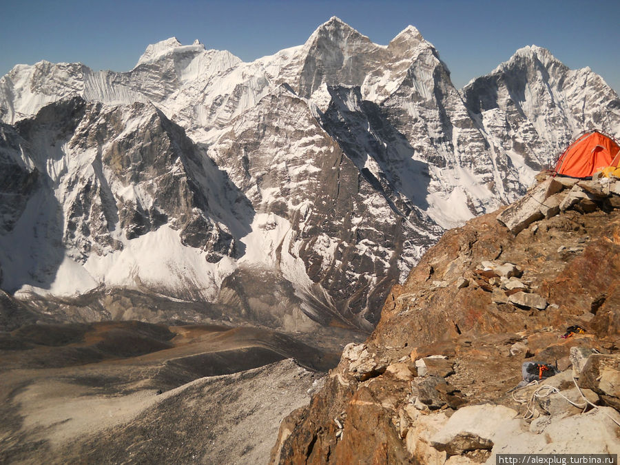 Из Кэмп 2 открывается прекрасный вид Непал