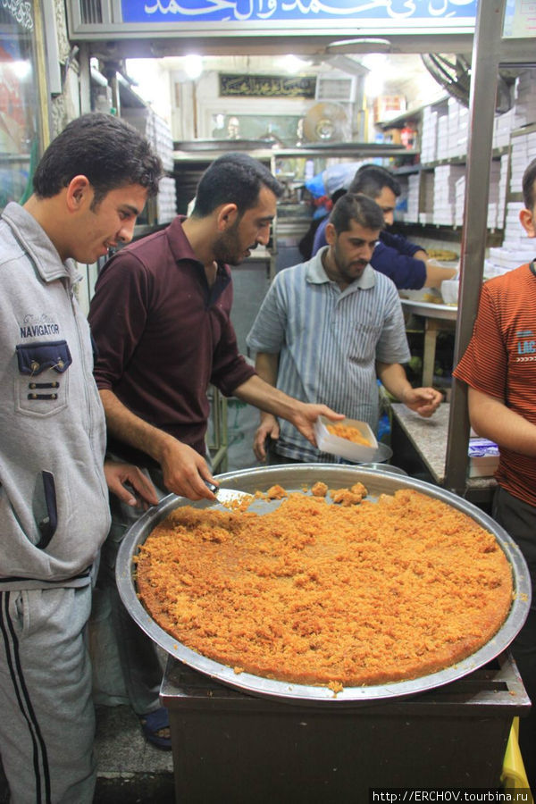 Ночная Кербела Кербела, Ирак Ночная Кербела Кербела, Ирак