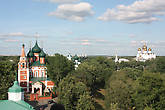 Слева направо: Архангельская церковь, церковь Спаса на Городу, далее Николы Рубленого и старая-новая Успенская церковь
