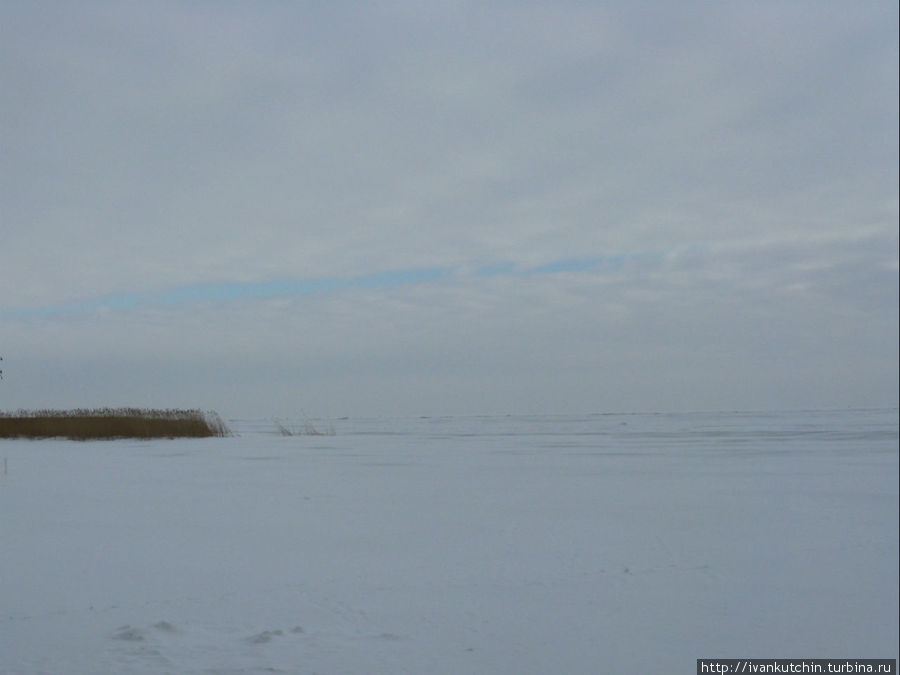 Вода полностью замерзла, на льду были замечены рыбаки Куршская Коса Национальный Парк, Россия