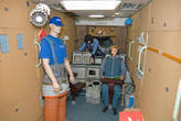 Внутри модели станции МИР (кто-нибудь все еще хочет стать космонавтом?)