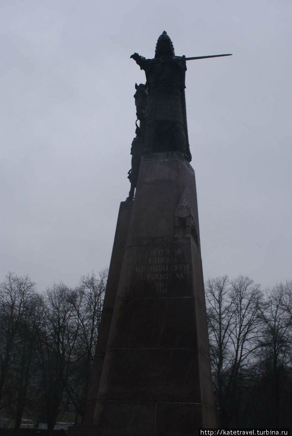 Памятник великому князю Литовскому Гедиминасу Вильнюс, Литва