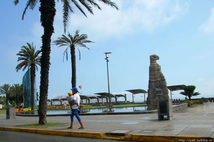 Стилизованный национальный символ — кондор Лима, Перу Стилизованный национальный символ — кондор Лима, Перу