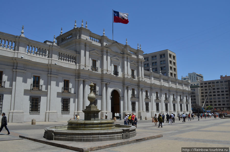 Вторая площадь дворца Сантьяго, Чили
