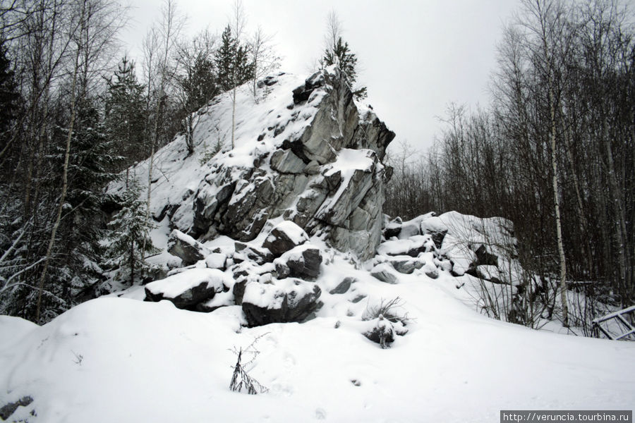 Зимняя сказка Карелии: скалы и водопады Рускеала, Россия