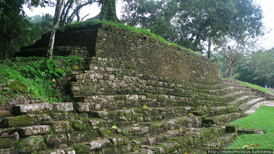 Нижняя группа храмов Паленке, Мексика