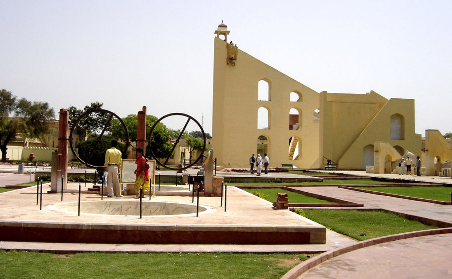 Самые большие солнечные часы или объект Юнеско в Индии №28 Джайпур, Индия