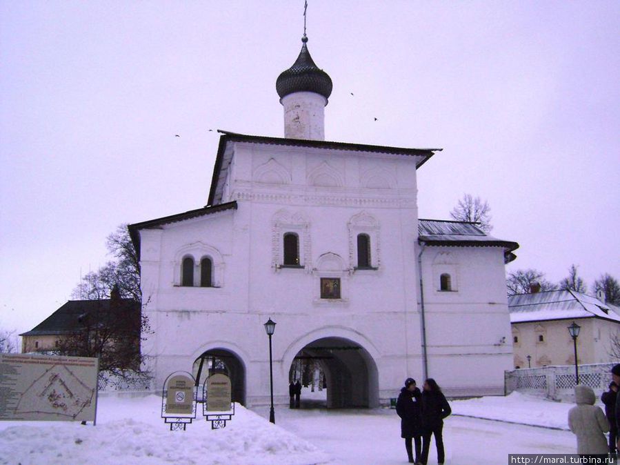 Благовещенская надвратная церковь Благовещенская надвратная церковь