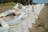 Песок Белека настолько популярен, что его вывозят в разные страны мешками.