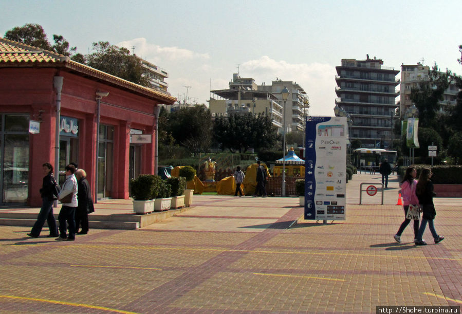 Flisvos Marina — для частных яхт в Афинах Палео Фалиро, Греция