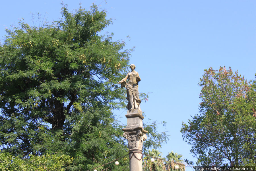 Парк Марии Луисы в Севилье Севилья, Испания