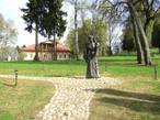 Памятник  Марии Тенишевой возле историко-архитектурного комплекса Теремок был открыт в 2008 году к 150-летию со дня её рождения