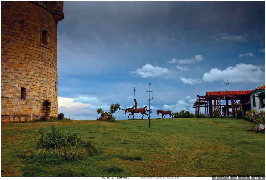 Тут можно встретить и Санчо Пансо с Дон Кихотом Тут можно встретить и Санчо Пансо с Дон Кихотом