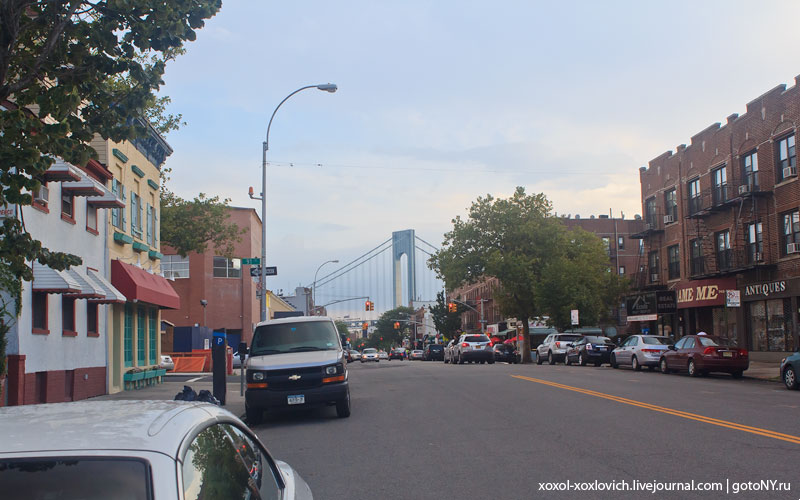 Прогулка по Bay Ridge Нью-Йорк, CША Прогулка по Bay Ridge Нью-Йорк, CША