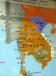 Кхмеры любят эту карту. Ведь на ней кхмерское королевство занимало почти весь Индокитай