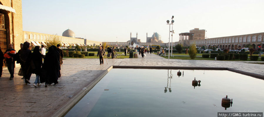 Взгляд со стороны Базара. Исфахан, Иран