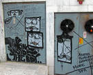 Если есть силовые будки, то есть и граффити...