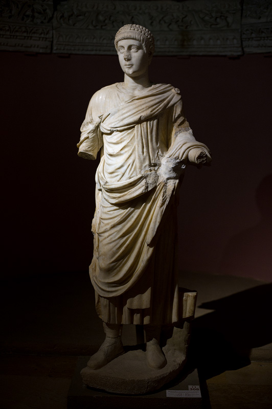 Император Константинополя Валентин 2-й Император Константинополя Валентин 2-й