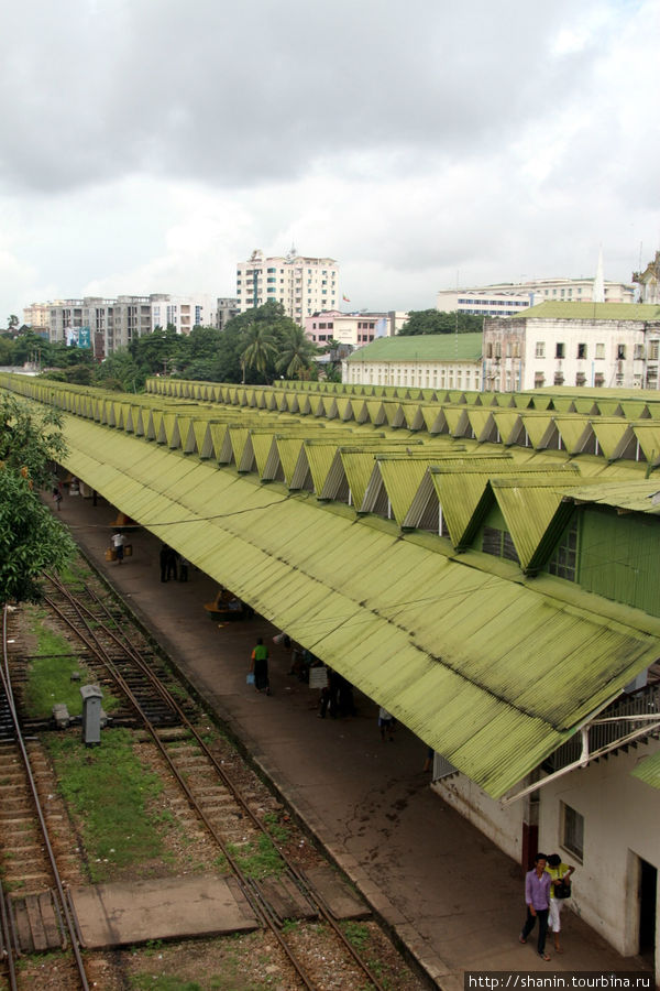 Крытая платформа Янгон, Мьянма