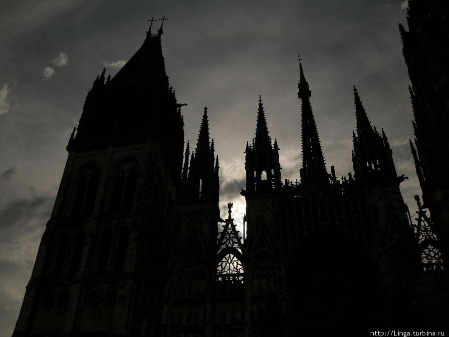 Собор Нотр-Дам де Руан Руан, Франция Собор Нотр-Дам де Руан Руан, Франция