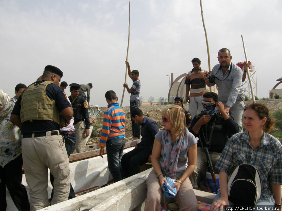 Прогулка по реке Басра, Ирак Прогулка по реке Басра, Ирак