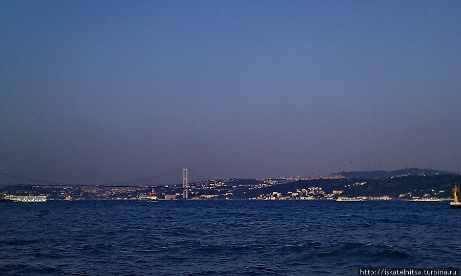 Мост между Европой и Азией Стамбул, Турция