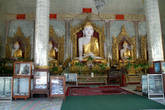 Будды в храме. Пагода Шве Сиен Кхон в Мониве