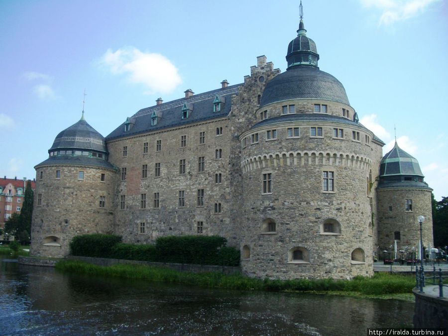Эребру  — средневековый замок Эребру, Швеция